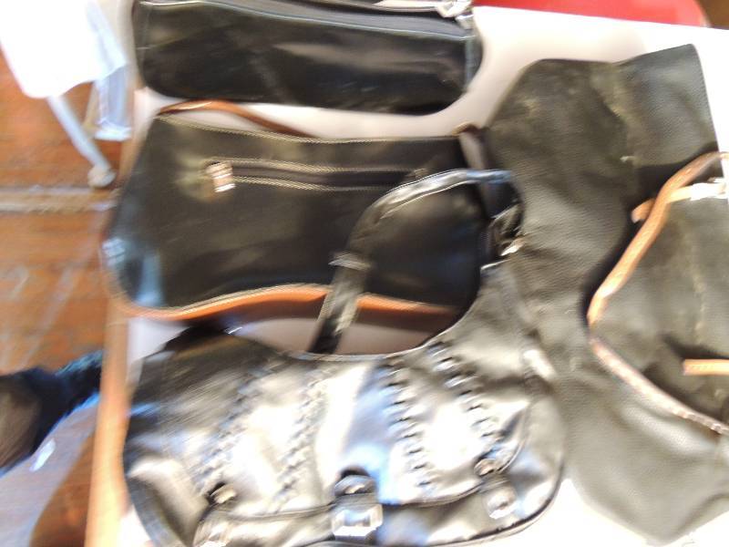 lot 121 image: Purses Handbags- QTY 4. Small blac...