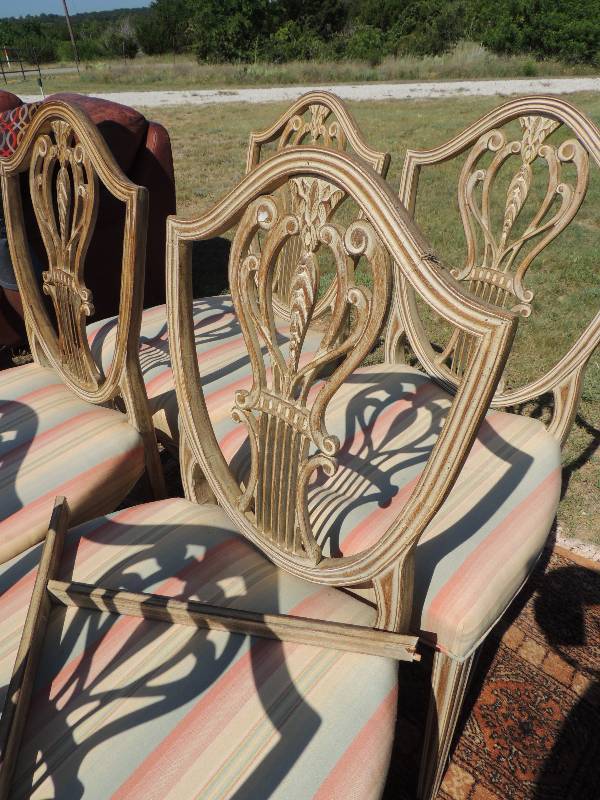 lot 130 image: 6 Lyric back dining chairs (1 needs...
