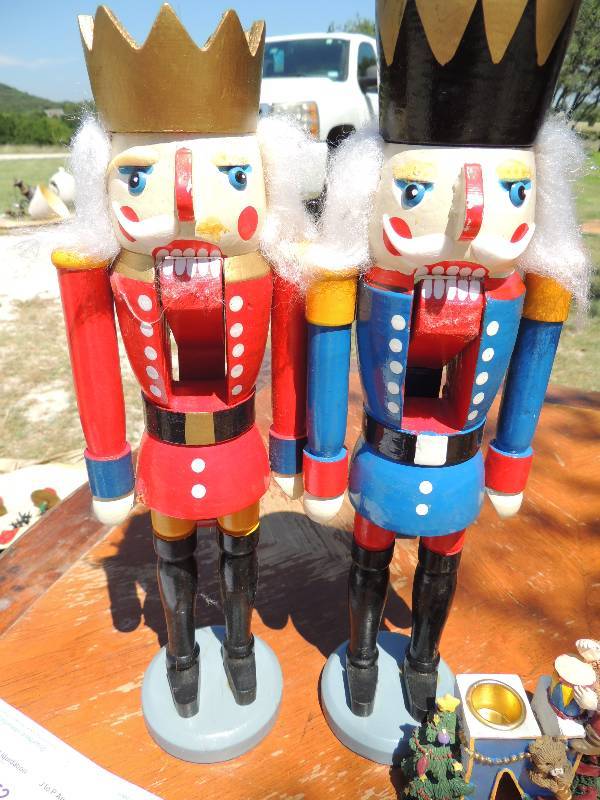lot 151 image: 4 small 8 tall nutcracker, 2 - 12...