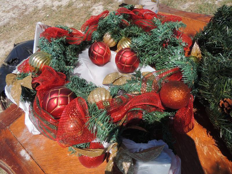 lot 156 image: Wreath with red and gold ornament b...