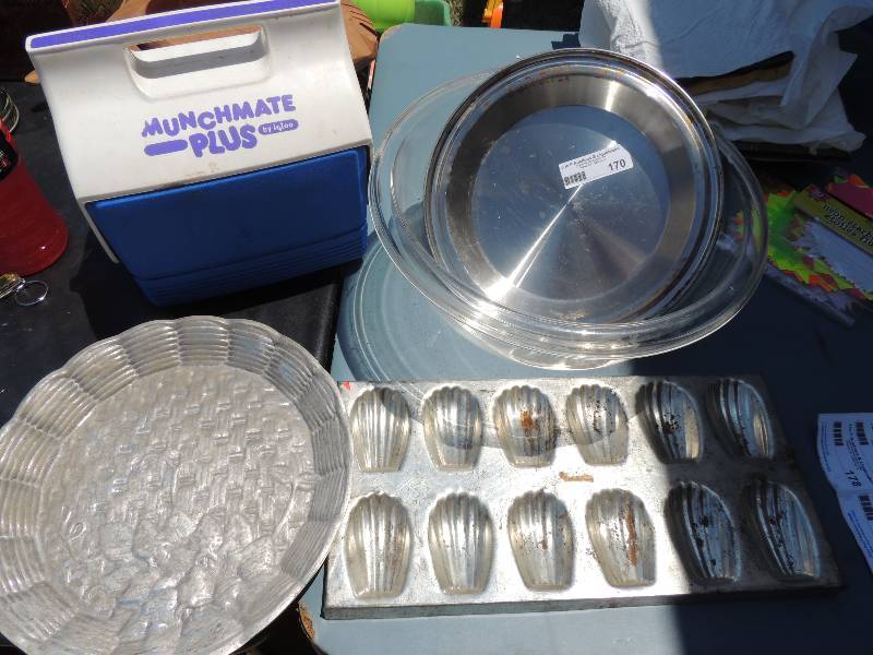 lot 170 image: Pastry shells  aluminum,   aluminum...