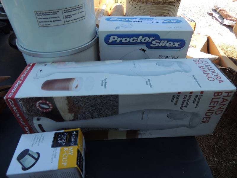 lot 236 image: Mixer, hand mixer -Silex, Keurig re...