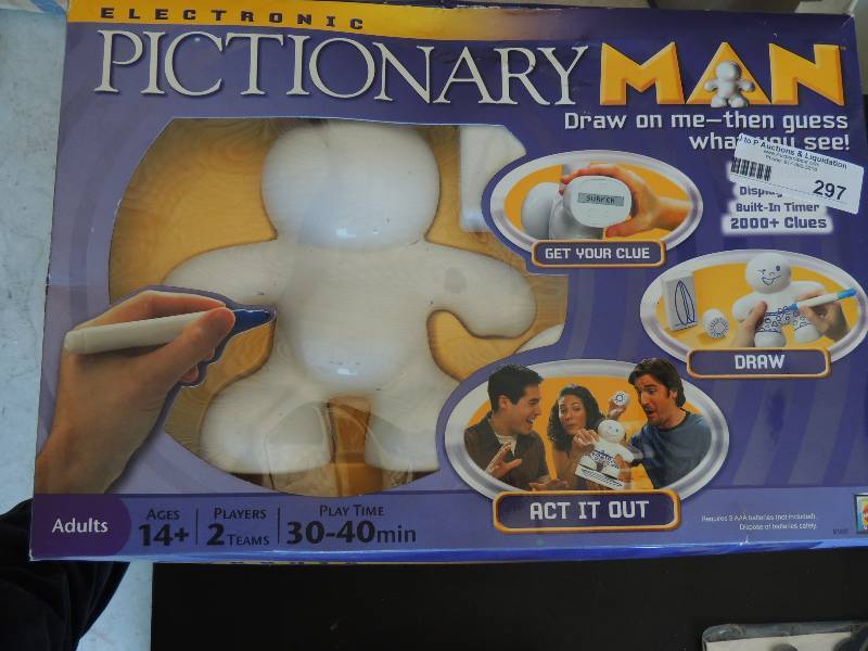 lot 297 image: Pictionary MAN game...