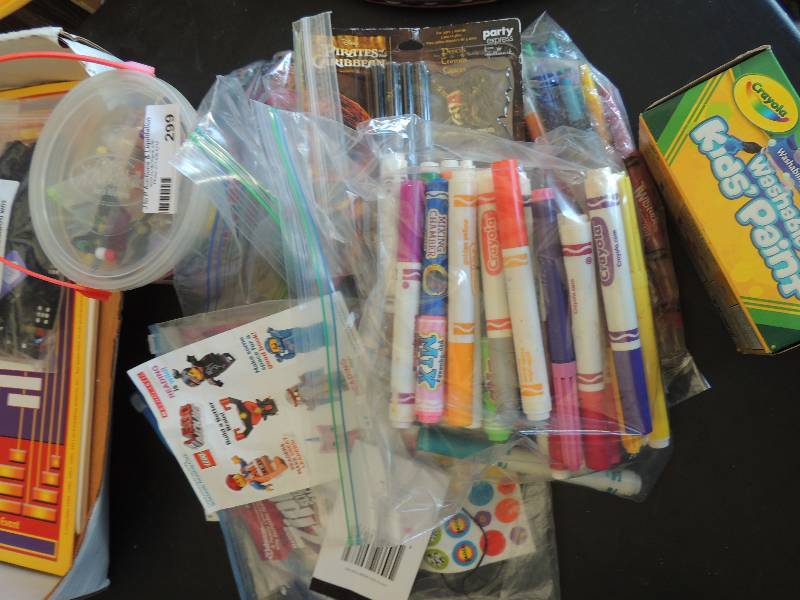 lot 299 image: Colored beads, markers, stickers...