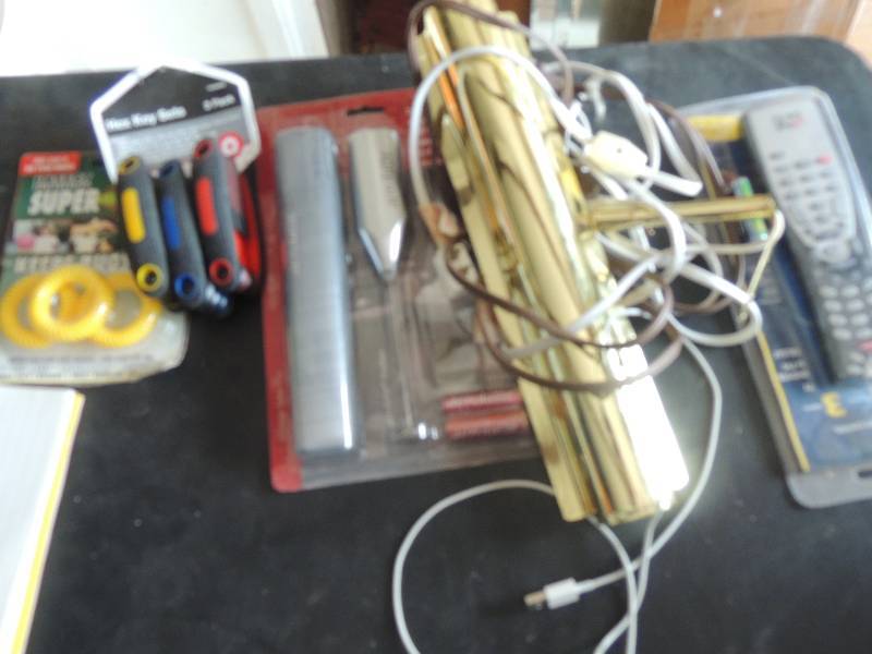 lot 370 image: Areolate Capp mixer, art lamp, supe...