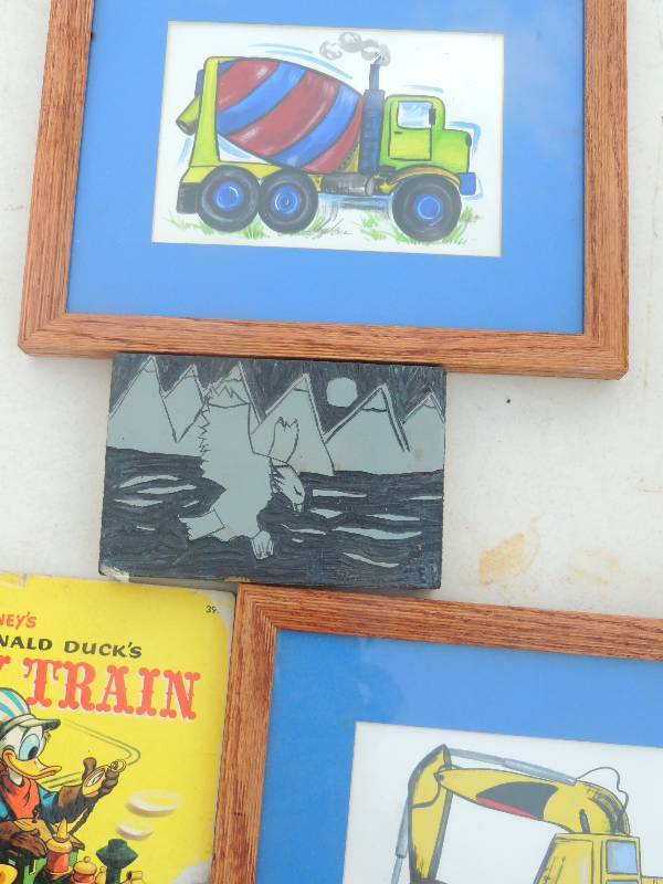 lot 371 image: 8 x 10 picture frames ( Kid, truck ...