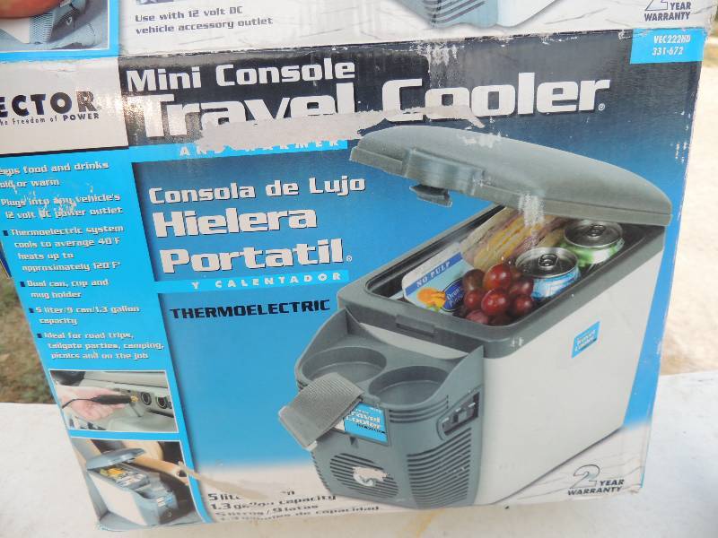 lot 373 image: Mini console travel cooler...