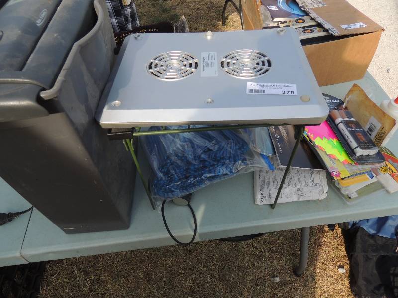 lot 379 image: Paper shredder, privacy guard, note...