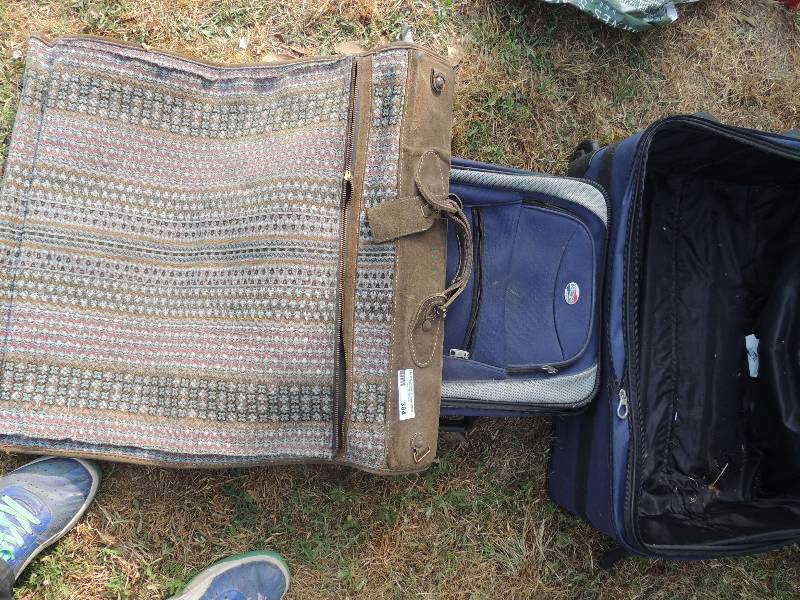 lot 384 image: Luggage (American Tourister x 2 and...