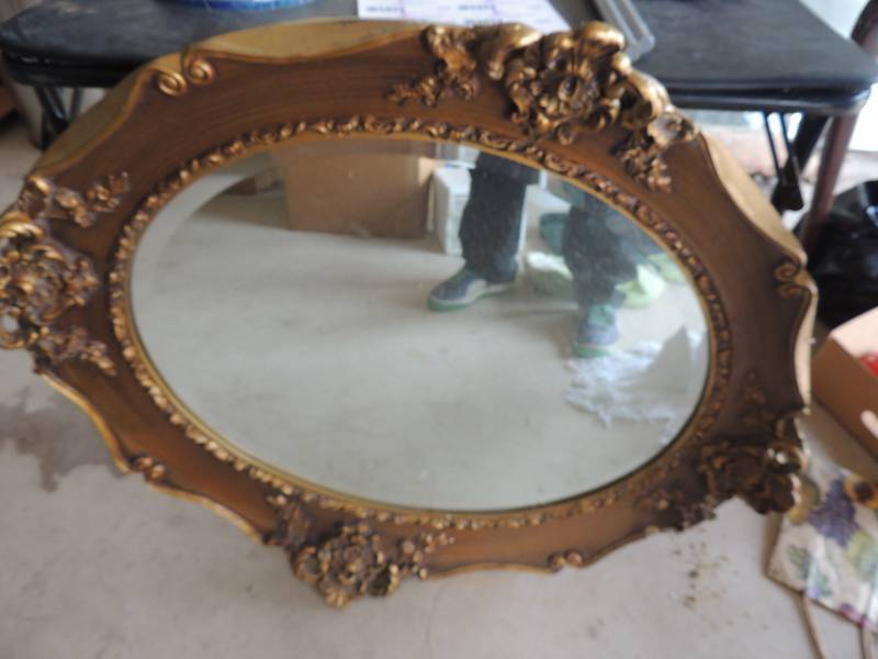 lot 401 image: Oval mirror 30 x 38 ornate...