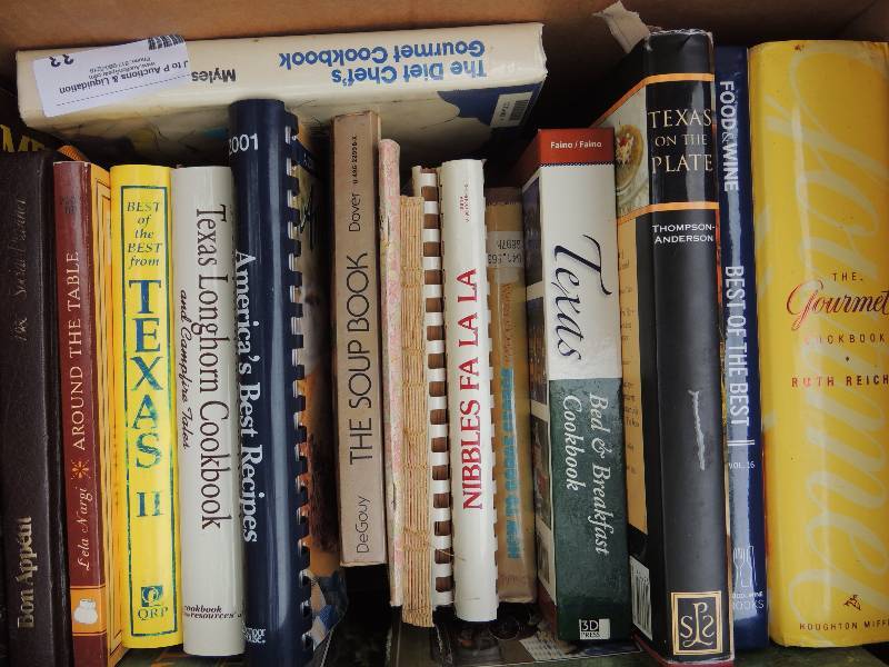 lot 33 image: Large Lot of Assorted Cook books - ...