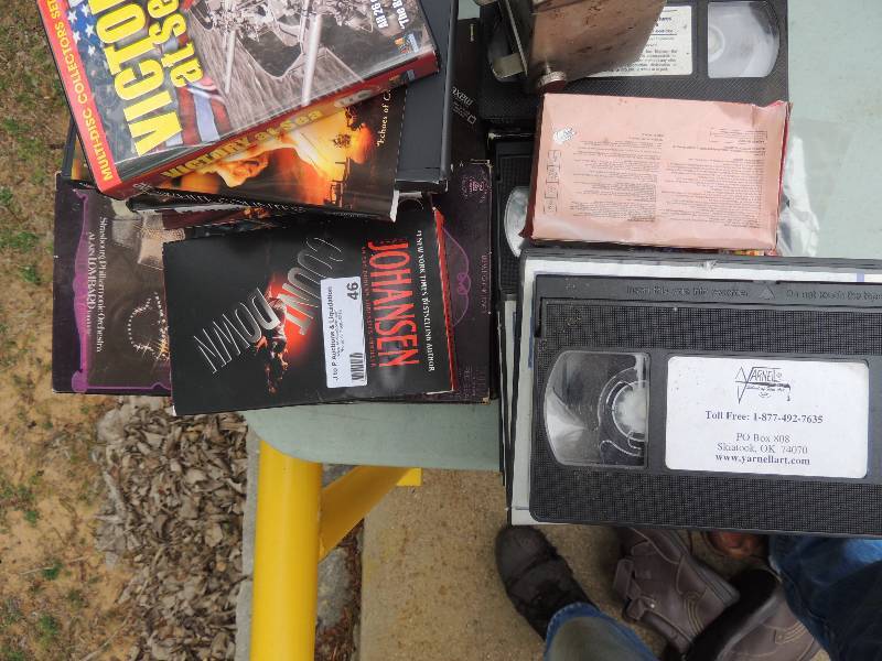 lot 46 image: Books on tape by populr authors, Mo...