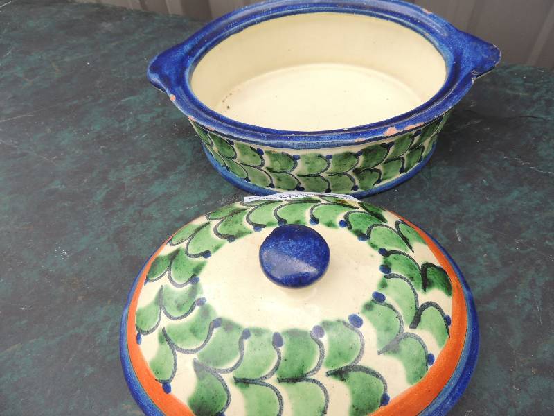 lot 55 image: Mexican Handmade covered casserole ...