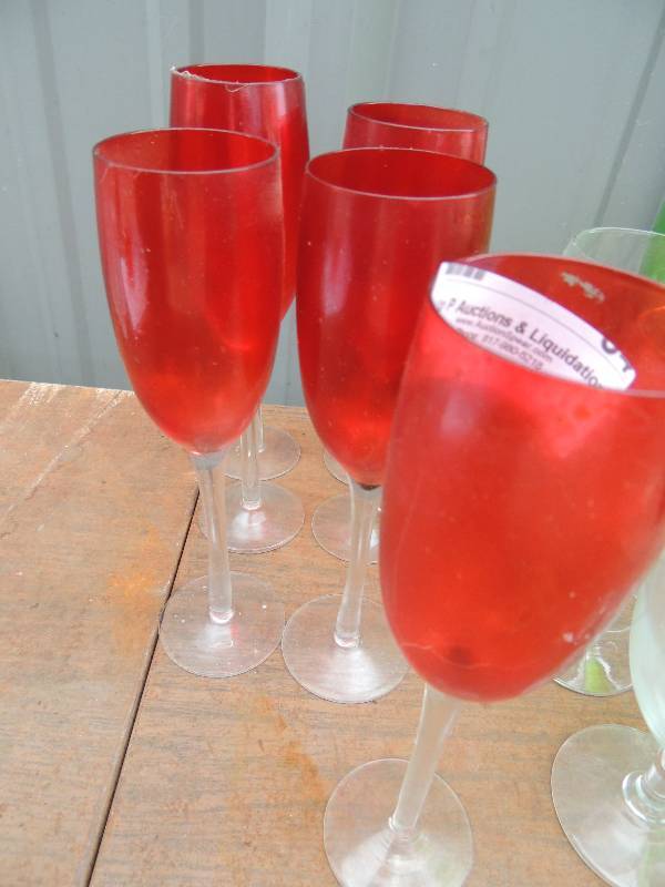 lot 67 image: 6 red champagne glasses...