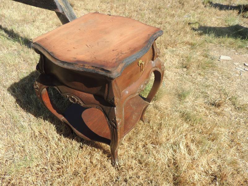 lot 17 image: 2 matching antique side tables (nee...