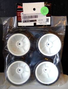 lot 30 image: NEWSEALED - MUCHMORE AT PMA32 Pre-Mounted (4) Glued Tires