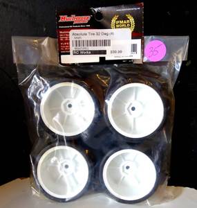 lot 35 image: NEWSEALED - MUCHMORE AT PMA32 Pre-Mounted (4) Glued Tires $$
