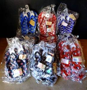 lot 141 image: NCAA UNIVERSITY SPIRIT CHILDRENS FLIP FLOPS - FLORIDA GATORS, ARKANSAS RAZORBACKS, LSU TIGERS, FLORIDA STATE SEMINOLES, GEOTGIA BULLDOGS, & AUBURN UNIVERSITY