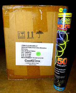 lot 189 image: OPEN CASE OF 48 - CG NOVELTIES 8 BLUEYELLOW GLOW BRACELETS