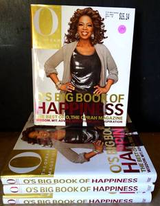 lot 194 image: OPRAH WINFREY OS BIG BOOK OF HAPPINESS HARDBACK TABLETOP BOOK (LOT OF 4)