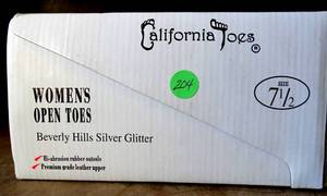 lot 204 image: NEW - WOMENS CALIFORNIA TOES OPEN TOED SNEAKERS - SIZE 7 12