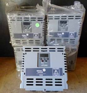 lot 205 image: NEW - EW Johnson Controls VFD66 VFD66CAA-2 Variable Frequency Fan Speed Control (5x$)