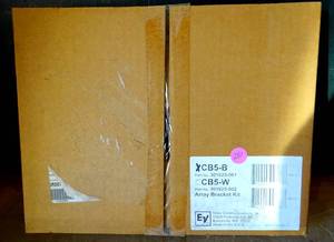 lot 281 image: CB5B ARRAY BRACKET KIT - SEALED BOX