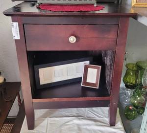 lot 13 image: WOODEN NIGHT STAND  SIDE TABLE IN STYLECOLOR SHOWN.