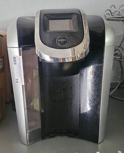 lot 18 image: KEURIG 2.0 K2.0-400 BREWING SYSTEM COFFEE MAKER AS SHOWN.