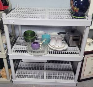lot 38 image: 3-TIER PLASTIC SHELF AS SHOWN. CONTENTS NOT INCLUDED. (DELAYED PICK UP -- AFTER 200PM)