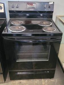lot 83 image: FRIGIDARE ELECTRIC STOVE AS SHOWN.