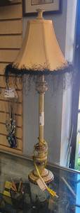lot 98 image: TABLE LAMP WITH SHADE IN STYLE SHOWN.
