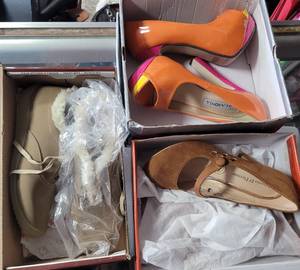 lot 121 image: (3) WOMENS HEELS IN STYLES, COLORS, & CONDITIONS AS SHOWN. (SOLD x3 THE MONEY)