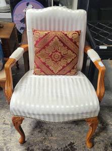 lot 124 image: VINTAGE WOODEN FRAME WITH UPHOLSTERED SEATBACKREST CHAIR IN STYLEDESIGN SHOWN.