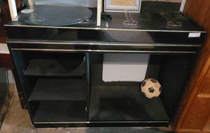 lot 147 image: DRESSER STYLE CABINET IN COLOR SHOWN.