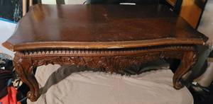 lot 157 image: LARGE WOODEN COFFEE TABLE IN STYLECOLOR SHOWN.