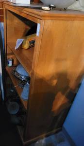 lot 162 image: WOODEN CABINET AS SHOWN. CONTENTS NOT INCLUDED.