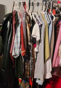 lot 175 image: LOT OF ASSORTED CLOTHING AS SHOWN.