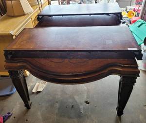 lot 218 image: LARGE WOODEN DINING TABLE WITH TWO LEAVES IN STYLECOLOR SHOWN.
