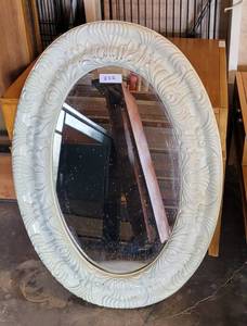 lot 222 image: LARGE HOME INTERIORS OVAL MIRROR AS SHOWN.