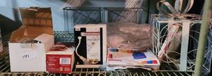 lot 241 image: LOT OF ASSORTED ITEMS AS SHOWN.