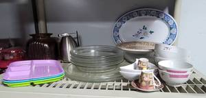 lot 245 image: ASSORTED GLASS OVEN  BAKEWARE AND MORE AS SHOWN.