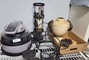 lot 250 image: DEHYDRATOR PLUS MORE AS SHOWN.