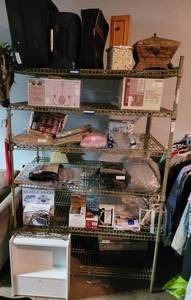 lot 260 image: LARGE METRO STYLE RACK  SHELF AS SHOWN. CONTENTS NOT INCLUDED. (DELAYED PICK UP -- AFTER 200 PM)