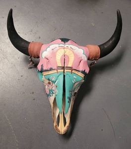 lot 1 image: DECORATED BULL HEAD SKULL.
