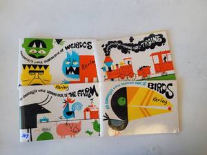 lot 107 image: VINTAGE 1970S EMBERLYS LITTLE DRAWING BOOKS.