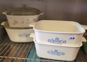 lot 148 image: VINTAGE CORNIN WARE CASSEROLES.