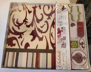 lot 166 image: SCRAPBOOK KIT IN PACKAGE.