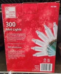 lot 172 image: (4) NEW, CHRISTMAS 300-MINI LIGHTS BOXES.