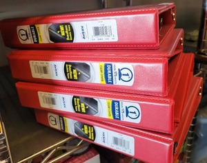 lot 176 image: AVERY 1 INCH BINDERS.